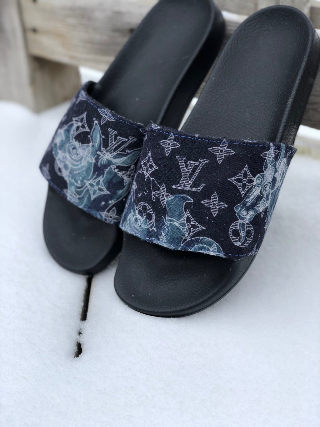 Custom Black x Louis Vuitton Fur Slides – Detroit Customs