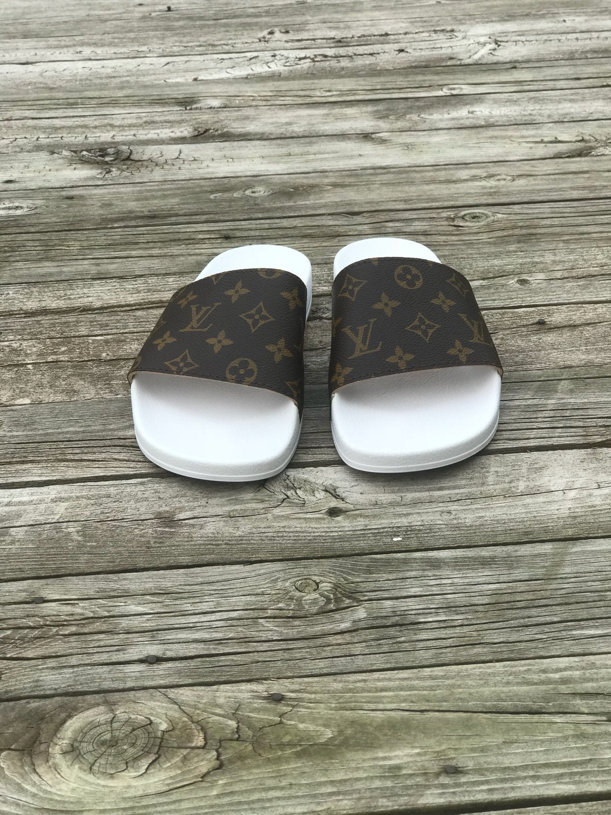 louis vuitton sliders men