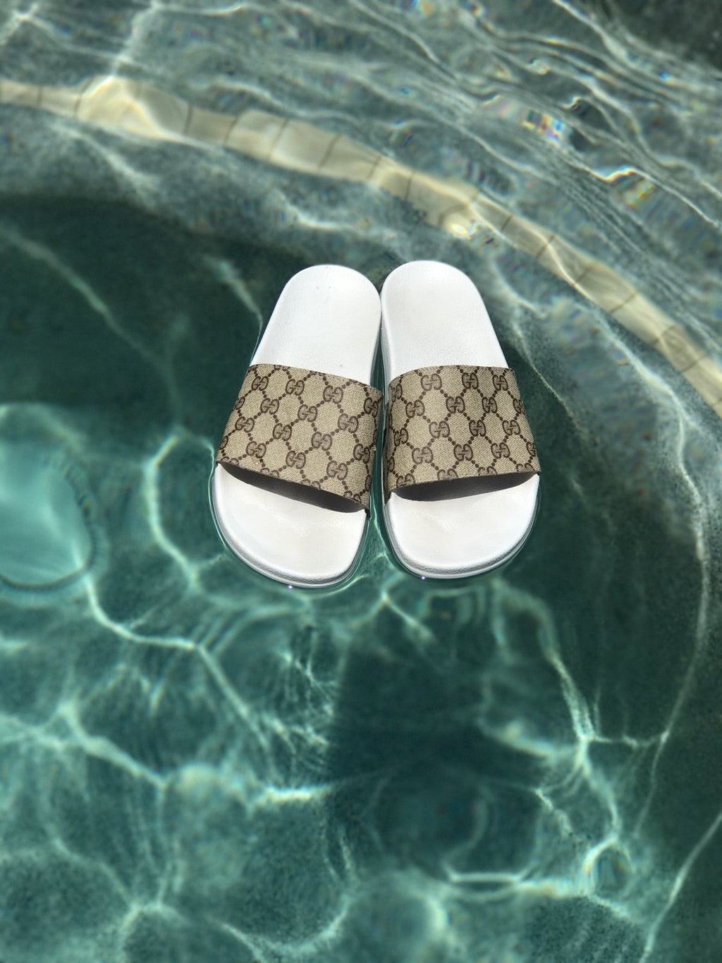 Custom White x Louis Vuitton Slides – Detroit Customs